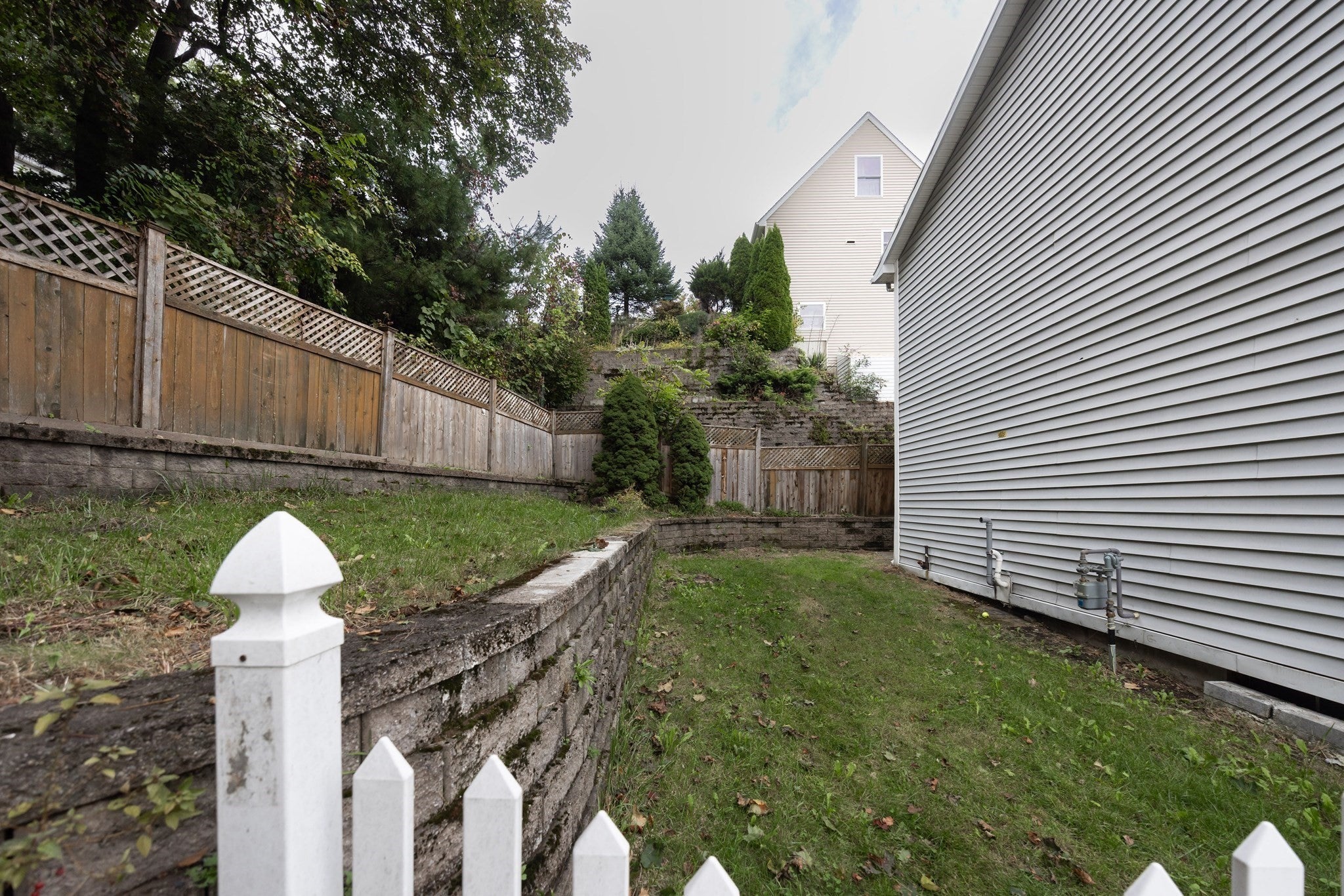 24 Ellsmere St, Worcester, MA Photo #26