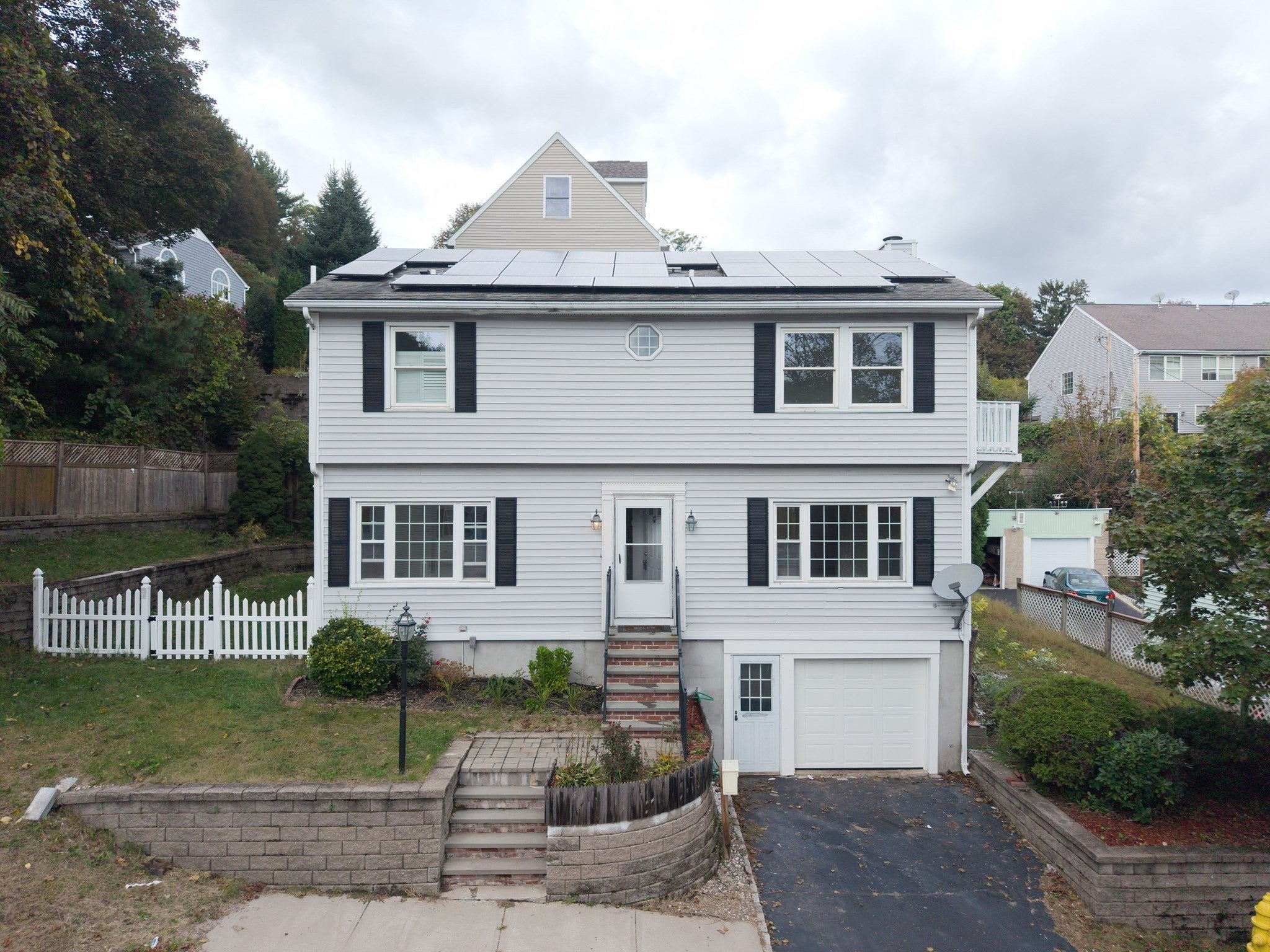 Photo of 24 Ellsmere St, Worcester, MA