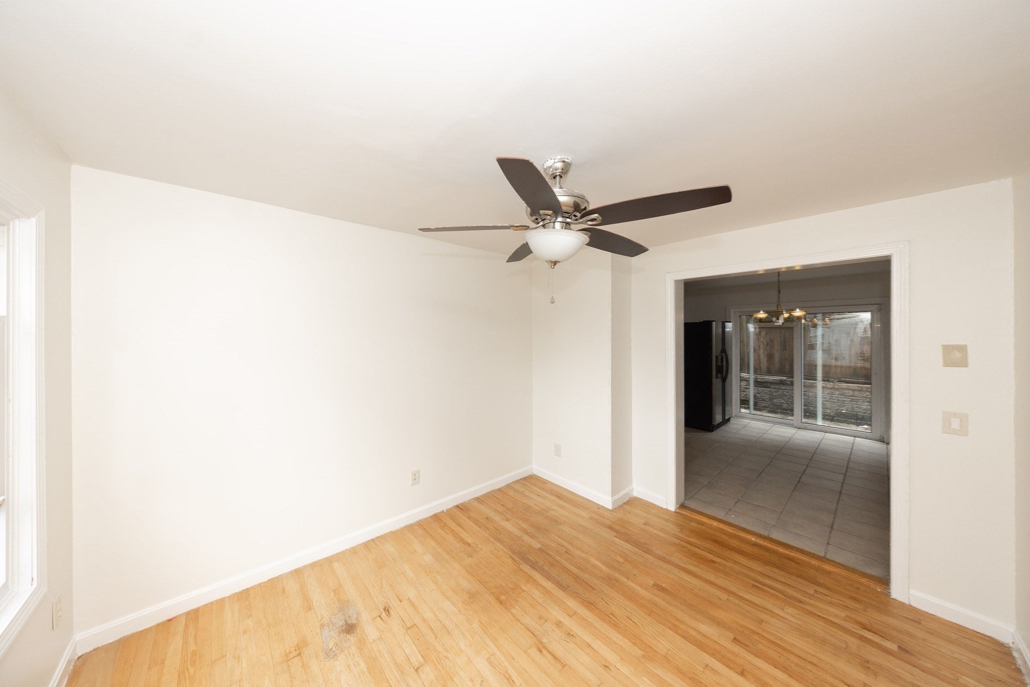 24 Ellsmere St, Worcester, MA Photo #14