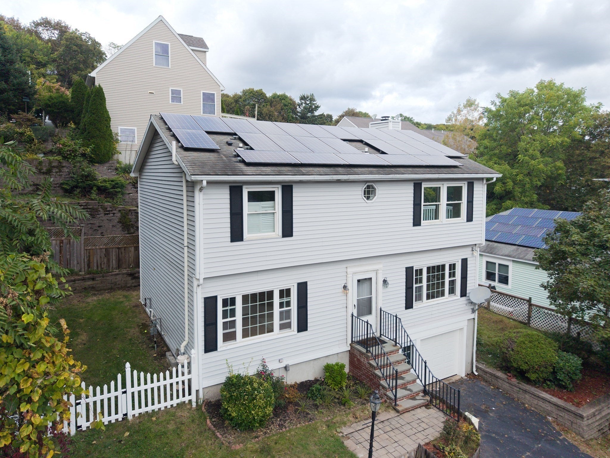 24 Ellsmere St, Worcester, MA Photo #2