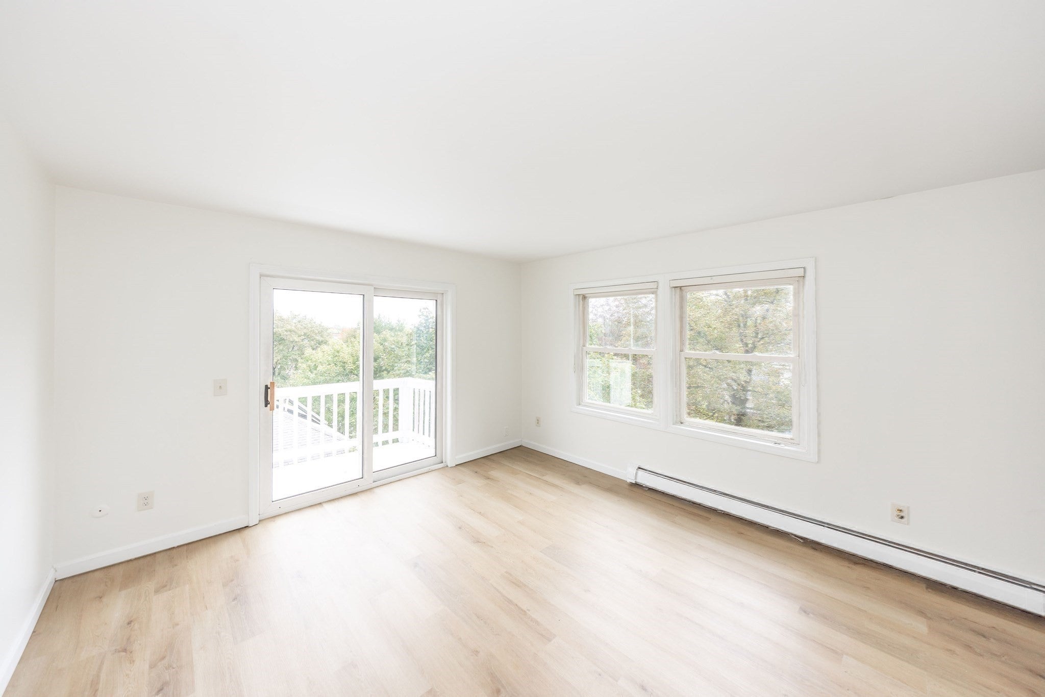 24 Ellsmere St, Worcester, MA Photo #21