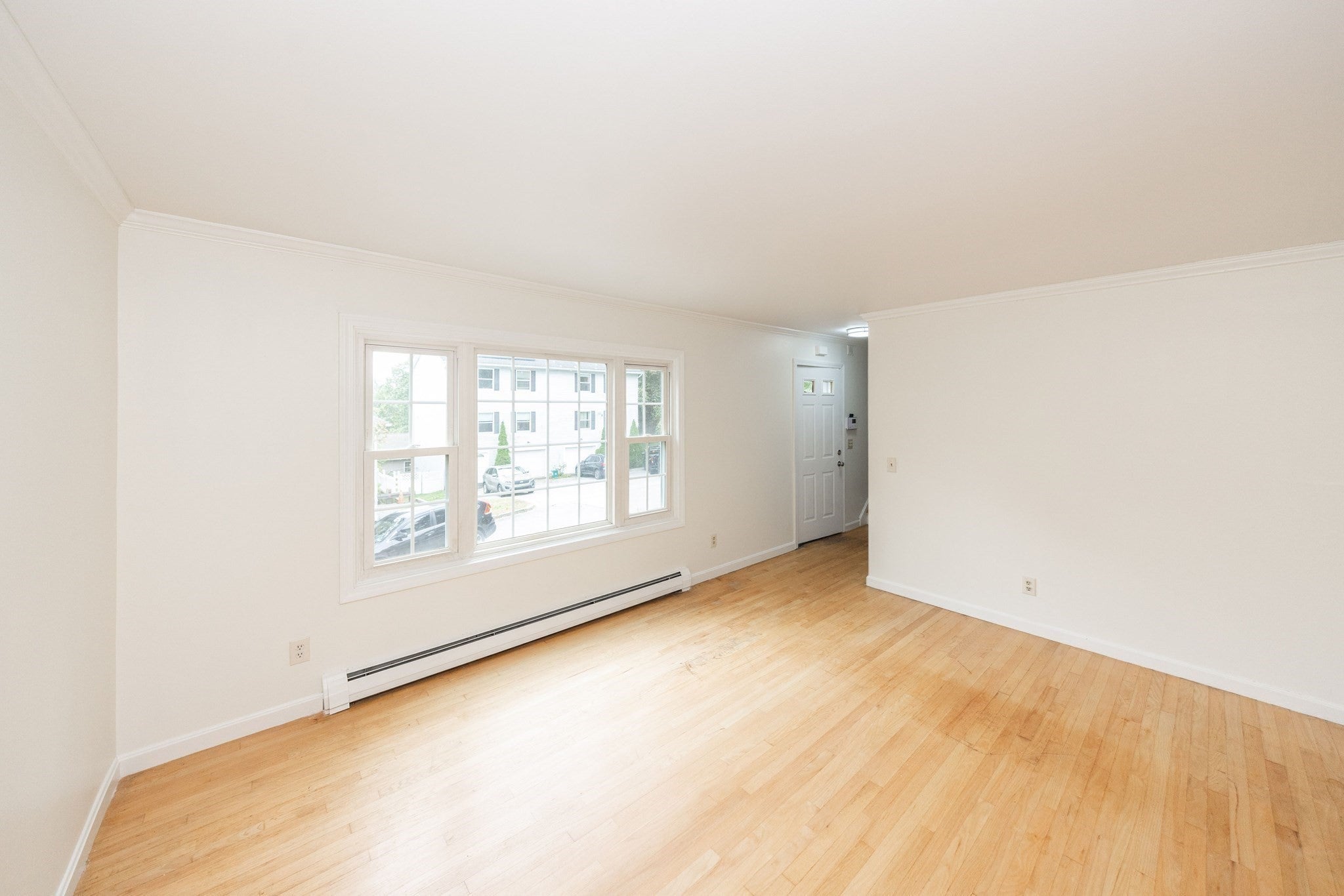 24 Ellsmere St, Worcester, MA Photo #4