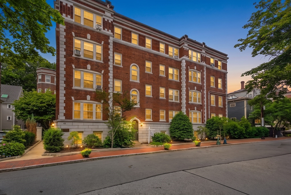 41 Bowdoin Street #25, Cambridge, MA Photo #1