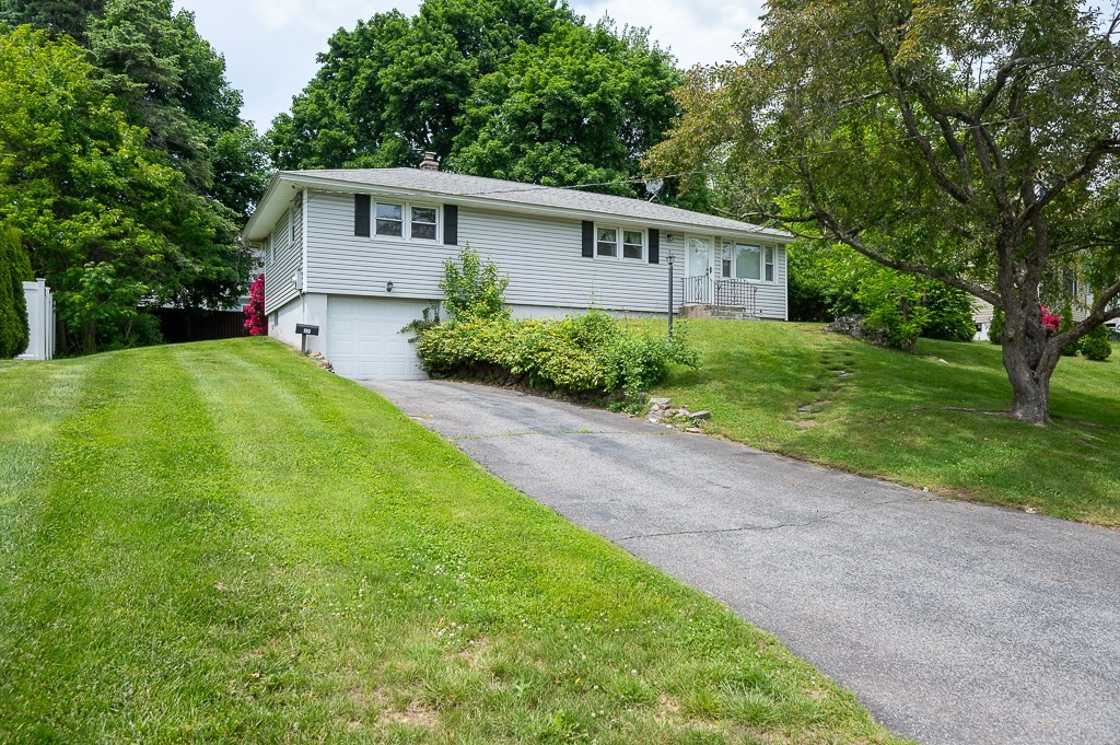 27 Chevy Chase Rd