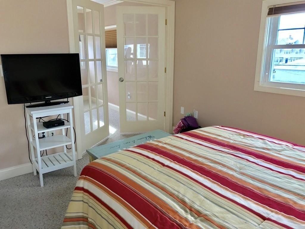 37 R Street Winter Rental ST oct to jun, Hull, MA Photo #10