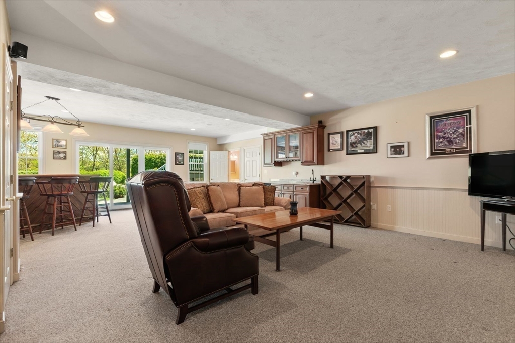 19 Bragg Road, Foxboro, MA Photo #29