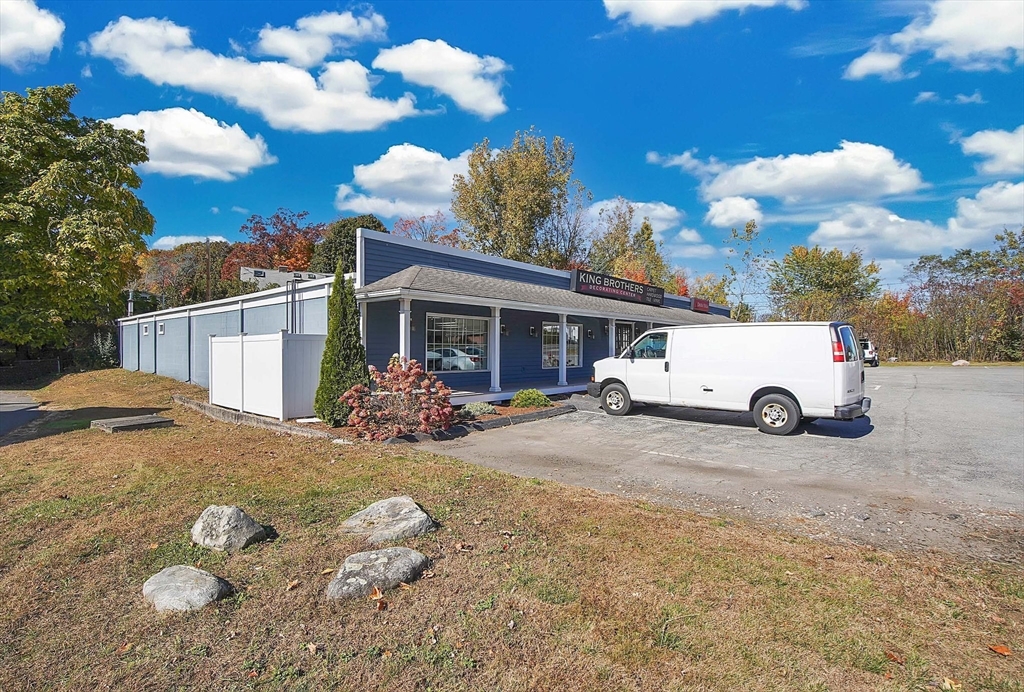 617 College Highway