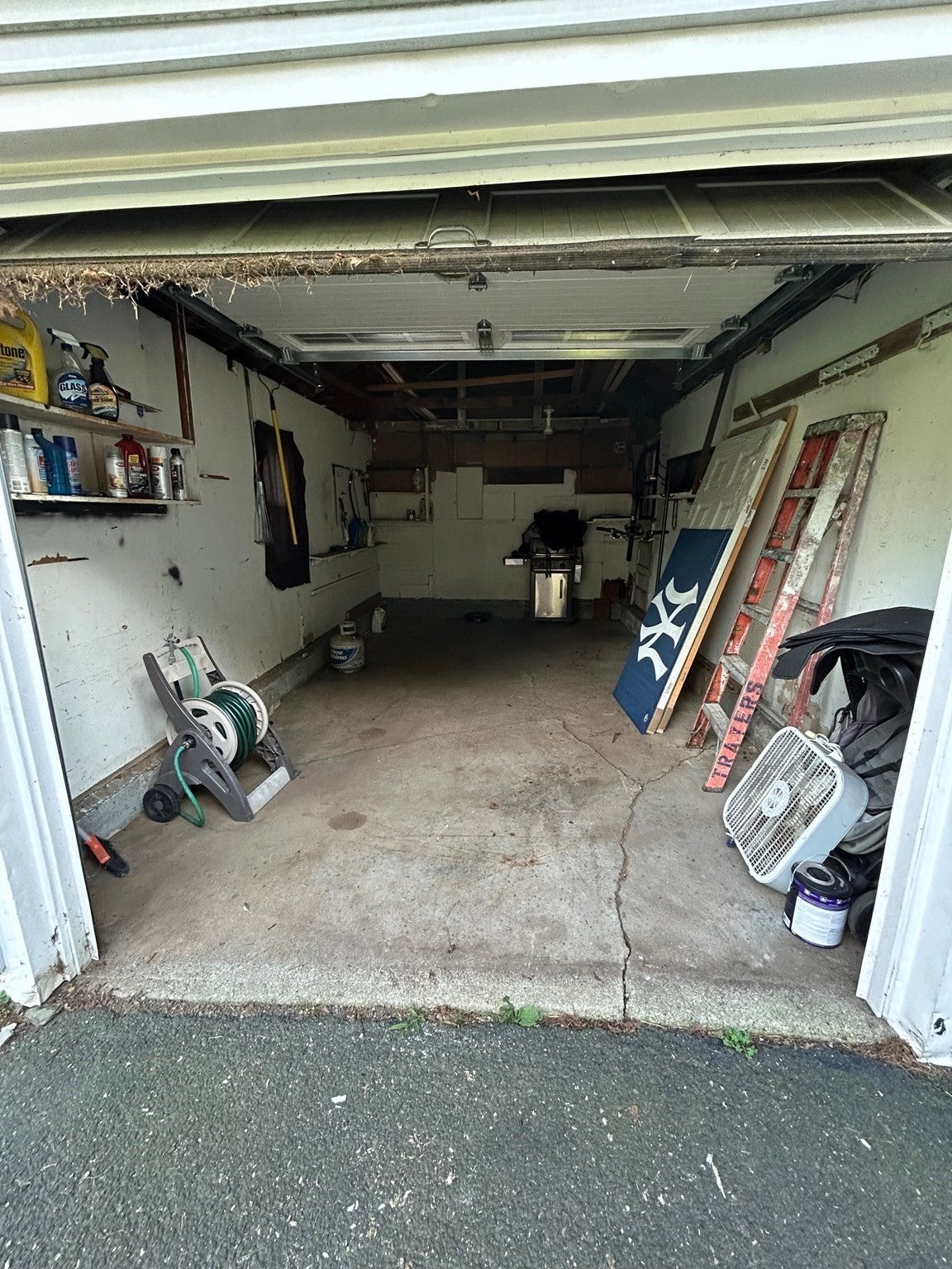 27 Hilltop St, West Springfield, MA Photo #21