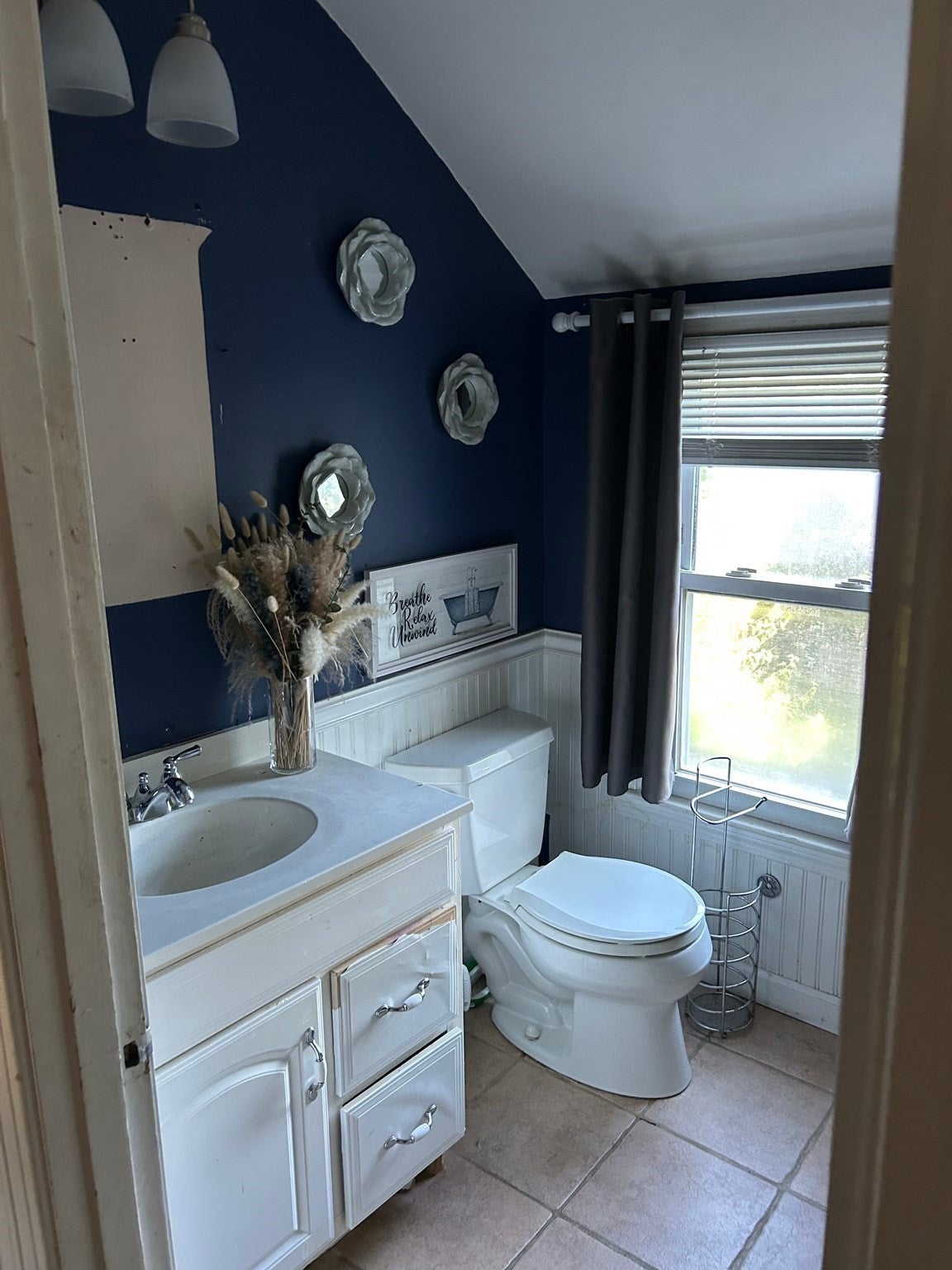 27 Hilltop St, West Springfield, MA Photo #19