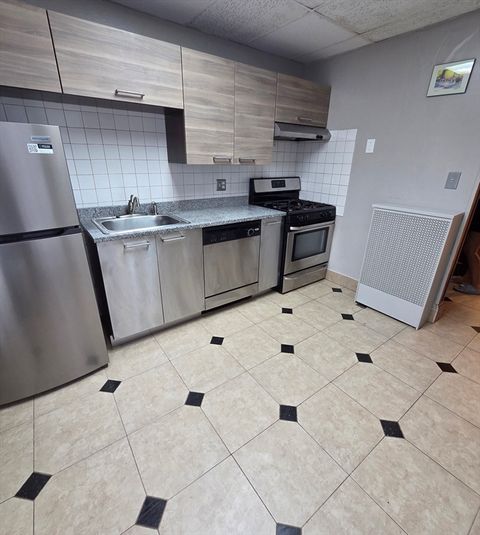 1710 Commowealth 1 Boston MA 02135