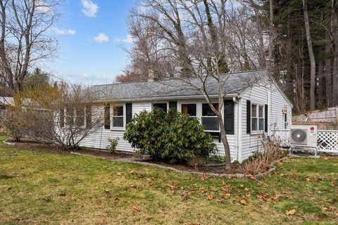 Photo of 11 Carol Ave, Pembroke, MA 02359 (MLS # 73496988)