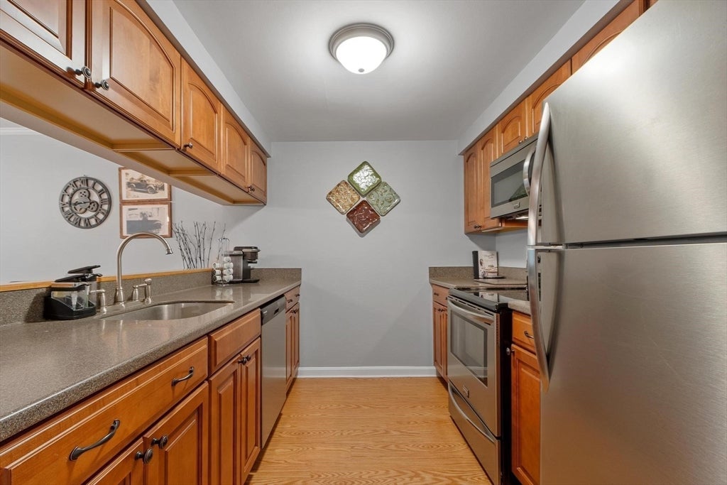 148 Main St #B333, North Andover, MA, 148 Main St #B333, North Andover, MA Photo #9