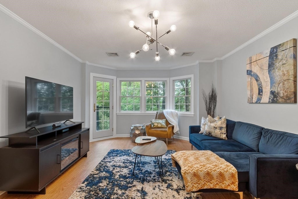 Photo of 148 Main St, North Andover, MA