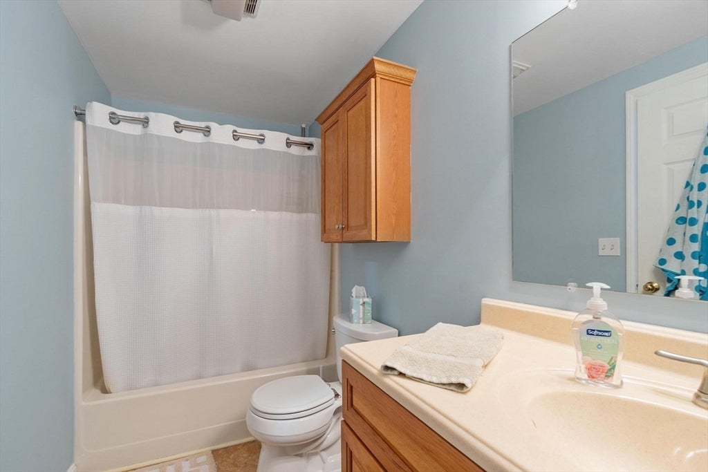 148 Main St #B333, North Andover, MA, 148 Main St #B333, North Andover, MA Photo #19