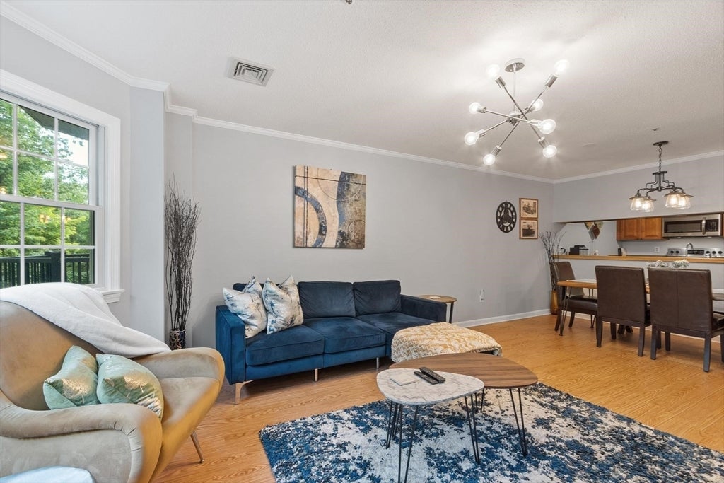 148 Main St B333