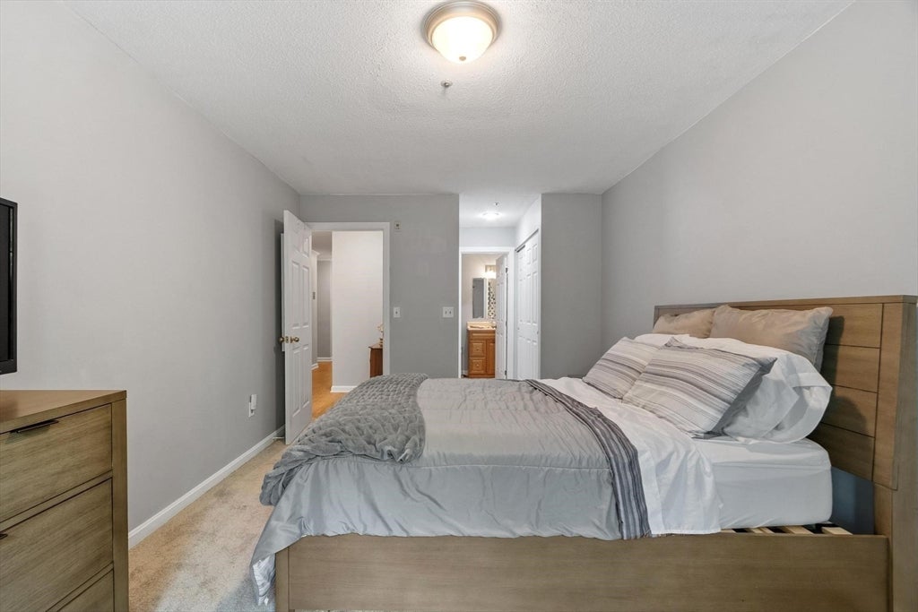 148 Main St #B333, North Andover, MA, 148 Main St #B333, North Andover, MA Photo #16