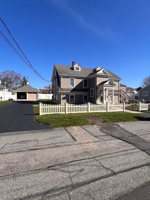 72 Second St Somerset MA 02726