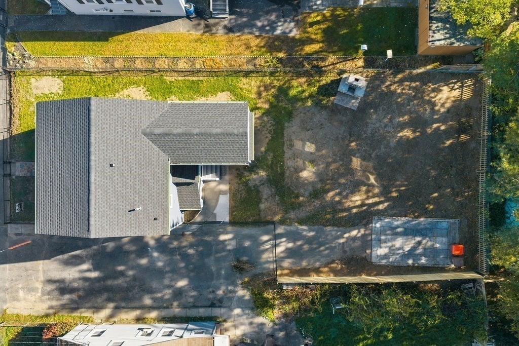 13 Hawthorne St, Fairhaven, MA Photo #6