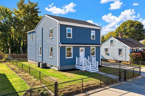 Photo of 13 Hawthorne St, Fairhaven, MA 02719 (MLS # 73595746)