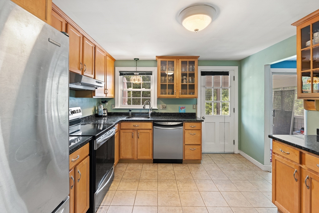 33 Knight Rd