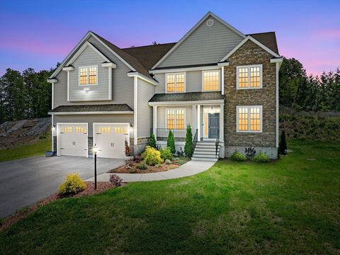 11 Chadwick Road Hudson MA 01749