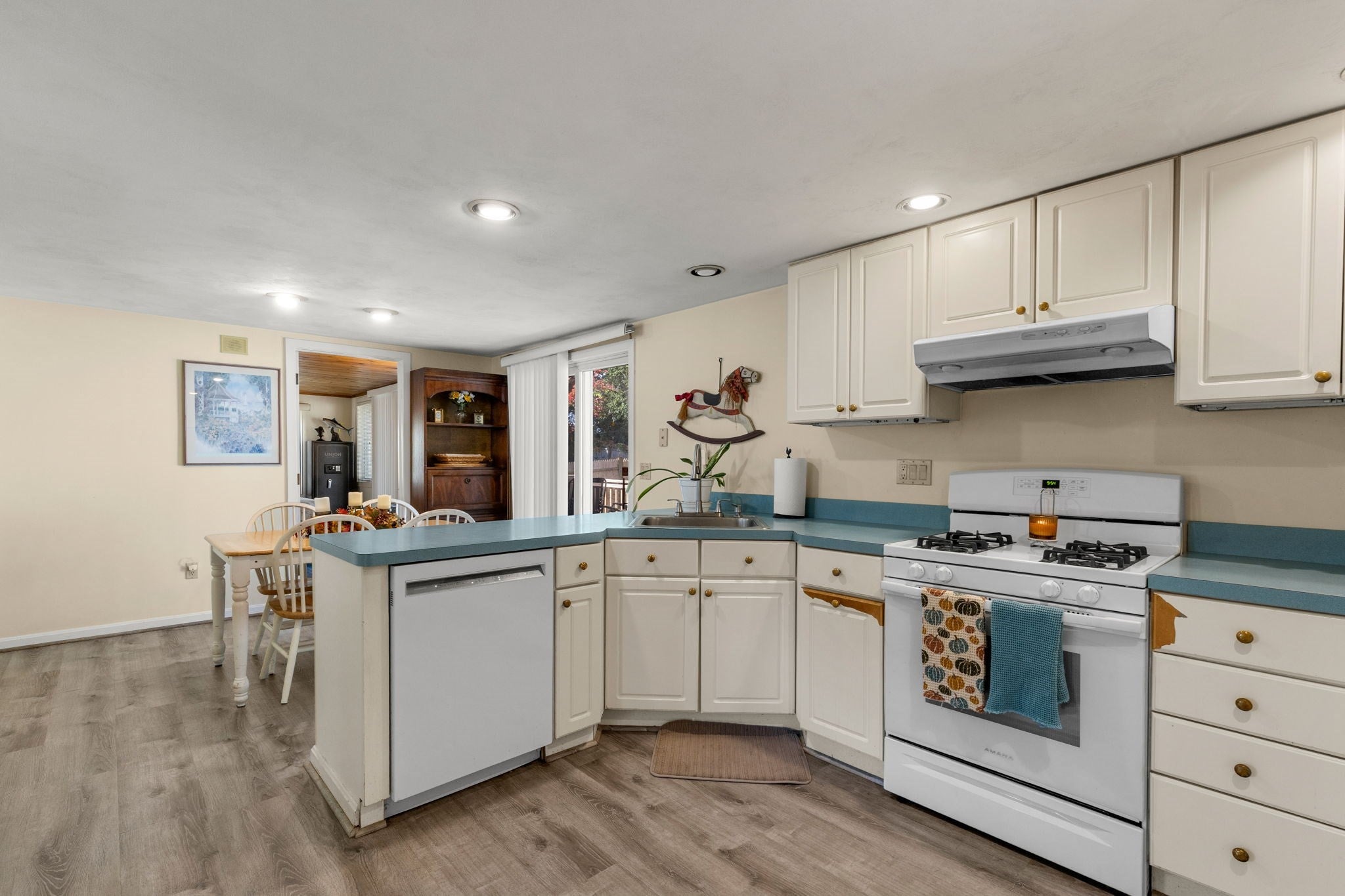 111 Fifth Ave, Barnstable, MA, 111 Fifth Ave, Barnstable, MA Photo #15
