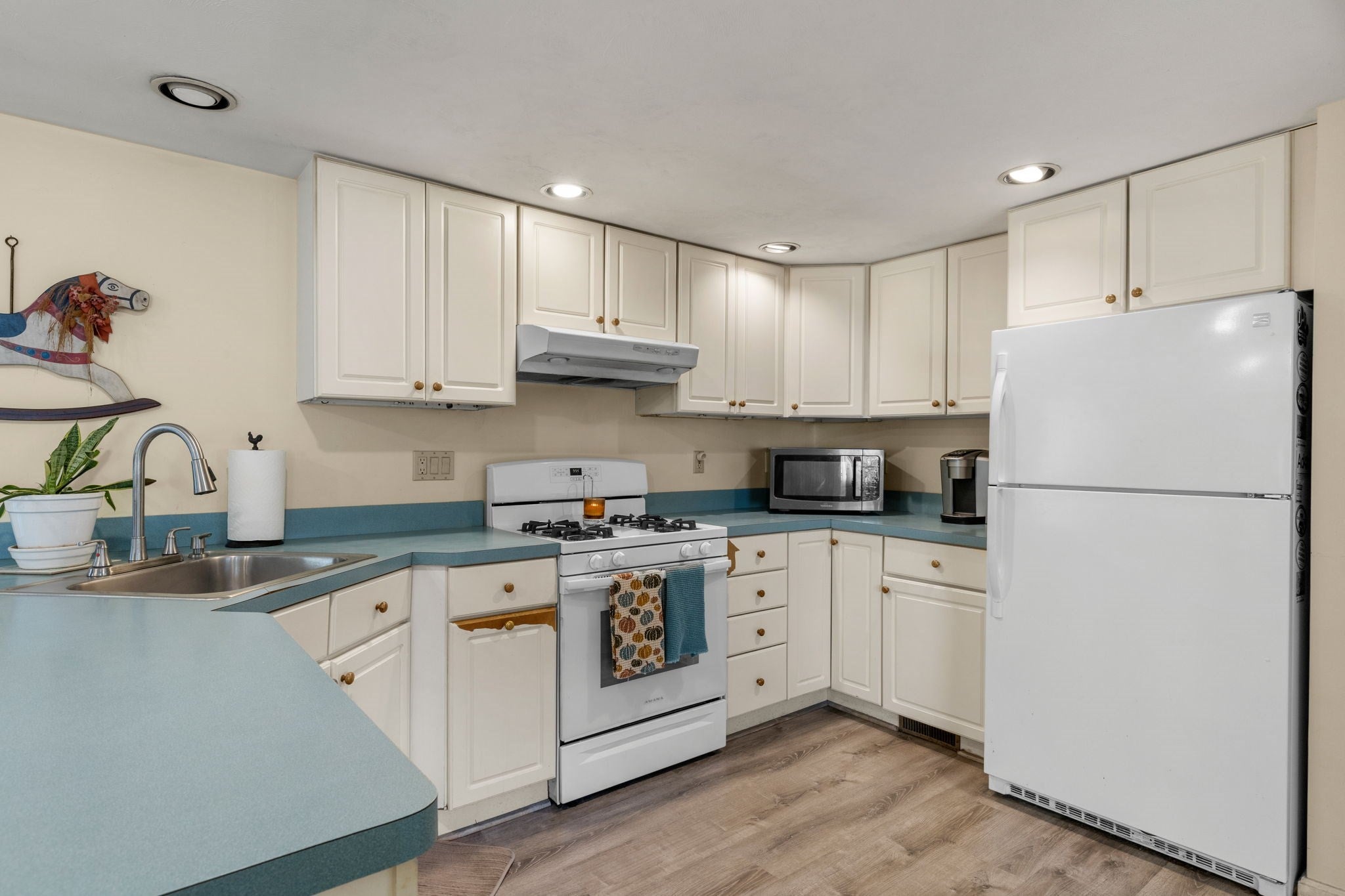 111 Fifth Ave, Barnstable, MA, 111 Fifth Ave, Barnstable, MA Photo #14