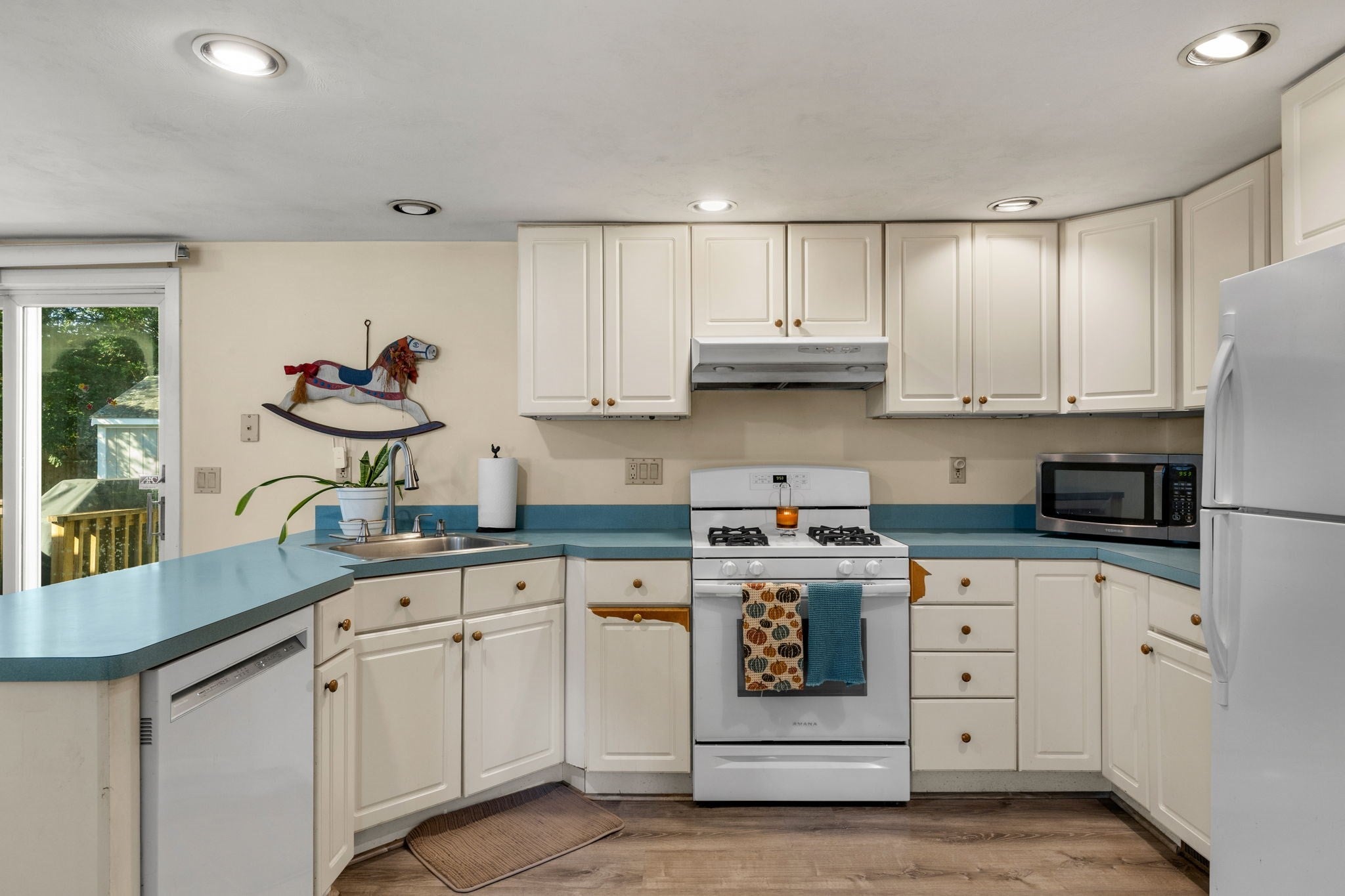 111 Fifth Ave, Barnstable, MA, 111 Fifth Ave, Barnstable, MA Photo #13