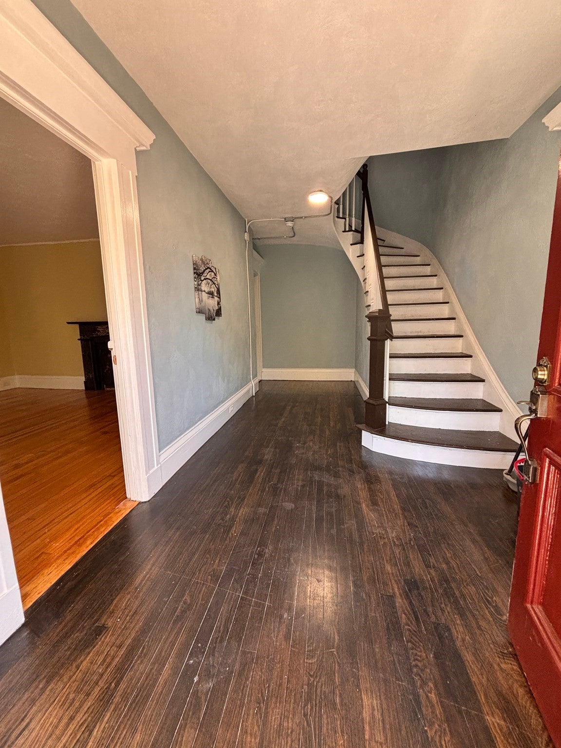 4 Crown St #1, Worcester, MA Photo #1