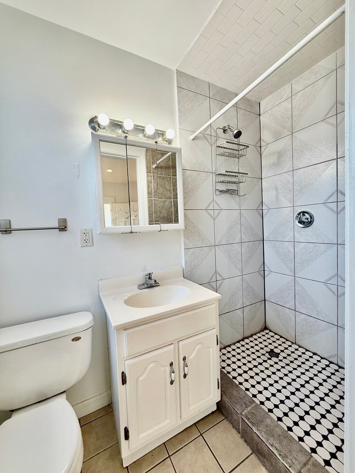 62 Algonquin Rd #2, Newton, MA Photo #29