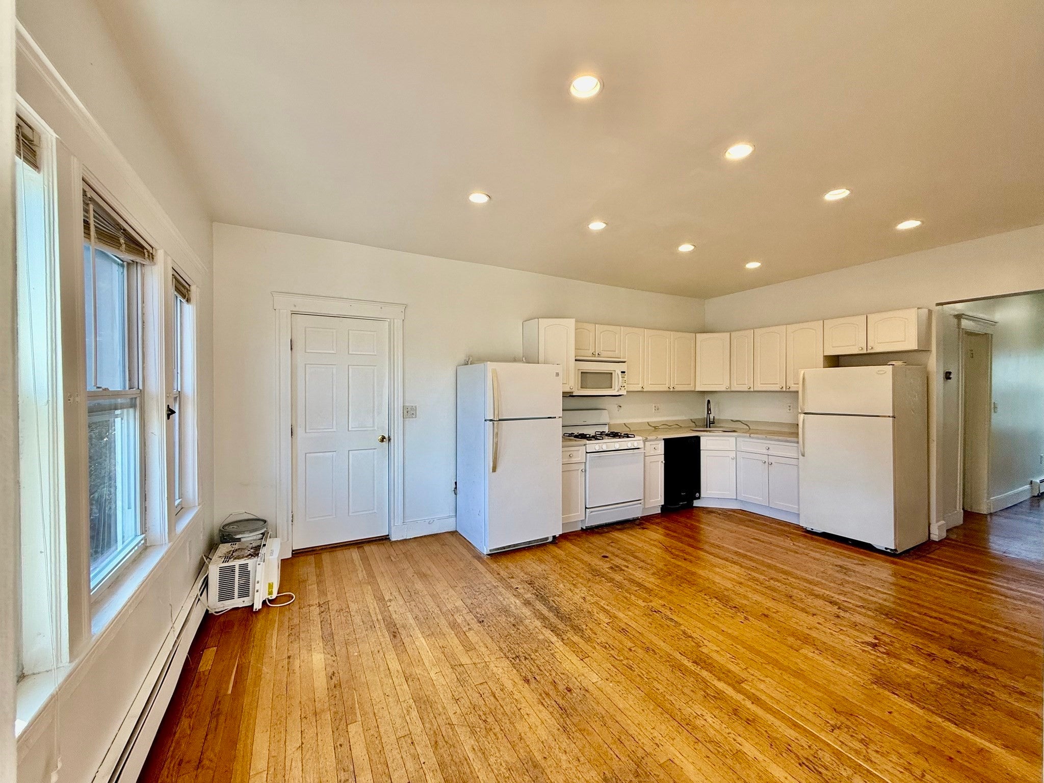 62 Algonquin Rd #2, Newton, MA Photo #5