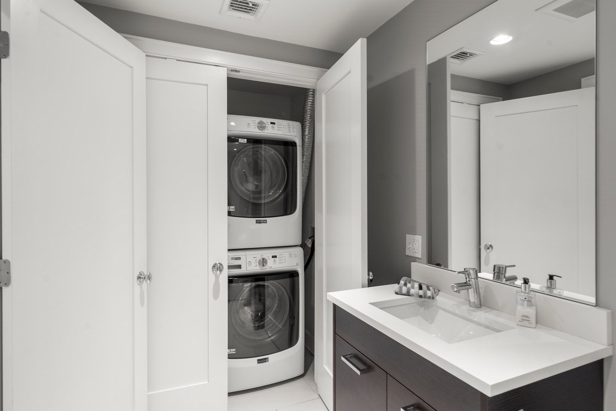 407 W First St #302, Boston, MA, 407 W First St #302, Boston, MA Photo #19