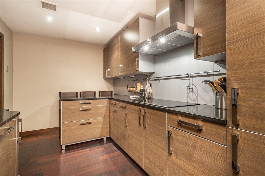 300 Boylston St #5O5, Boston, MA Photo #6