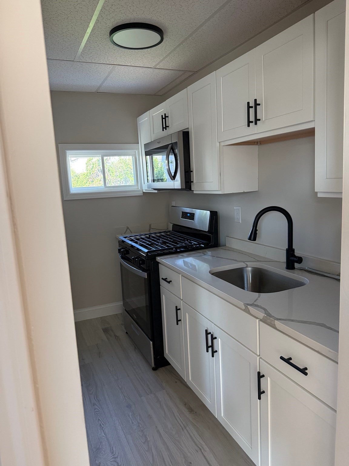 1653 Acushnet Ave #3, New Bedford, MA Photo #3