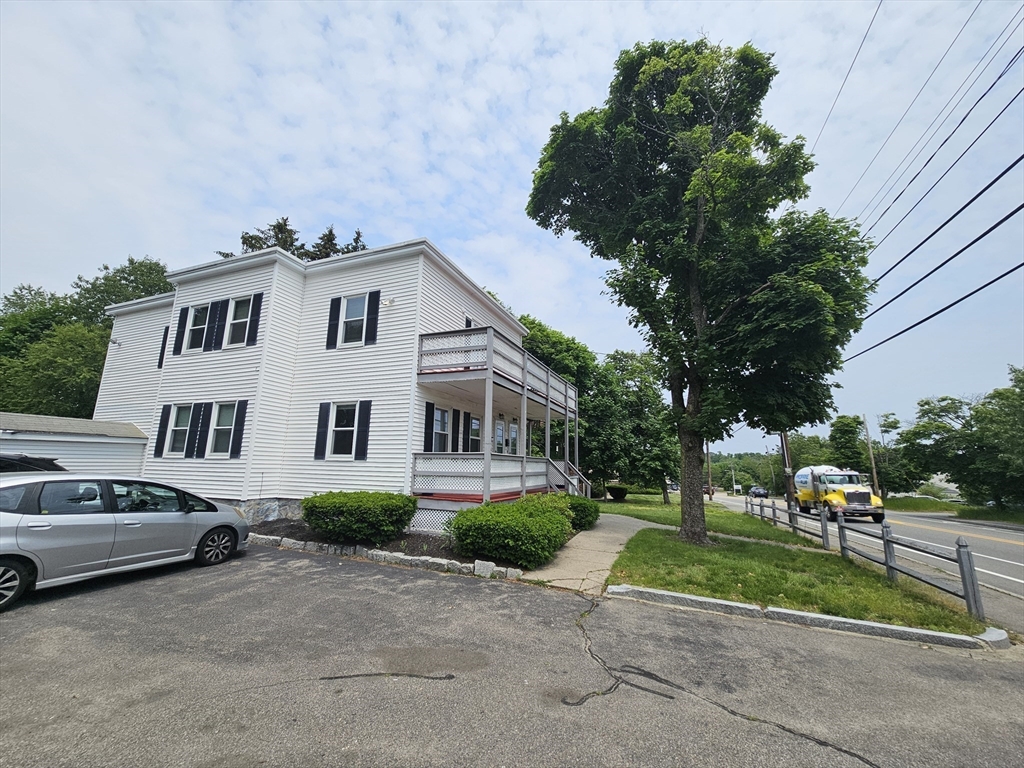 453 Pond St 2