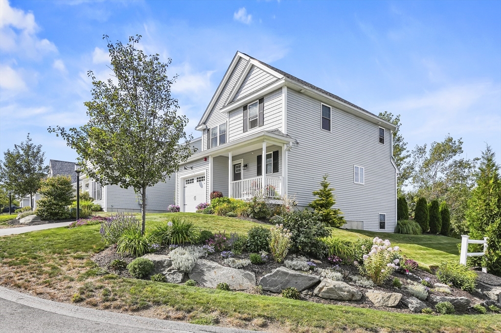 915 Crestwood Lane 915