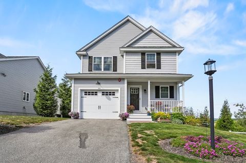 915 Crestwood Lane 915 Clinton MA 01510