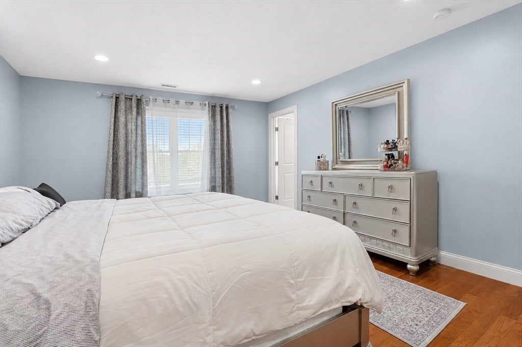133 Apricot St, Worcester, MA, 133 Apricot St, Worcester, MA Photo #17