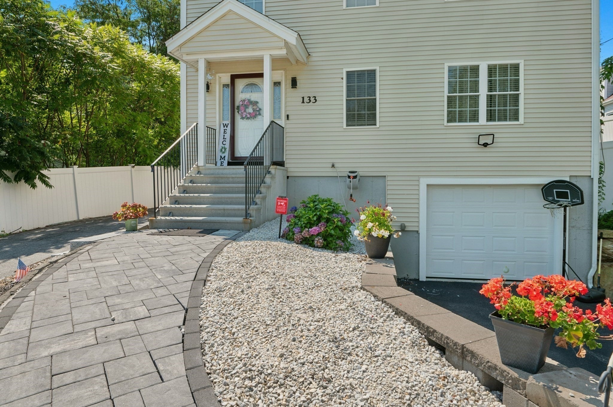 133 Apricot St