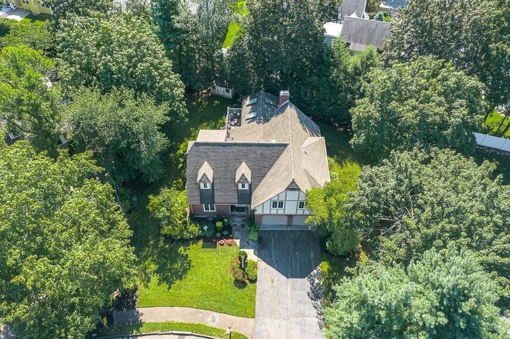 19 Louis Drive