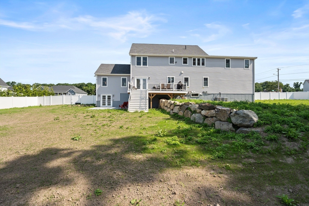 2 Rose Ann Ct