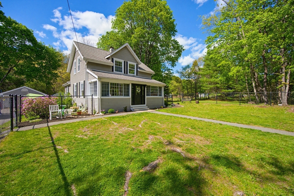 167 Morse St, Sharon, MA Photo #3