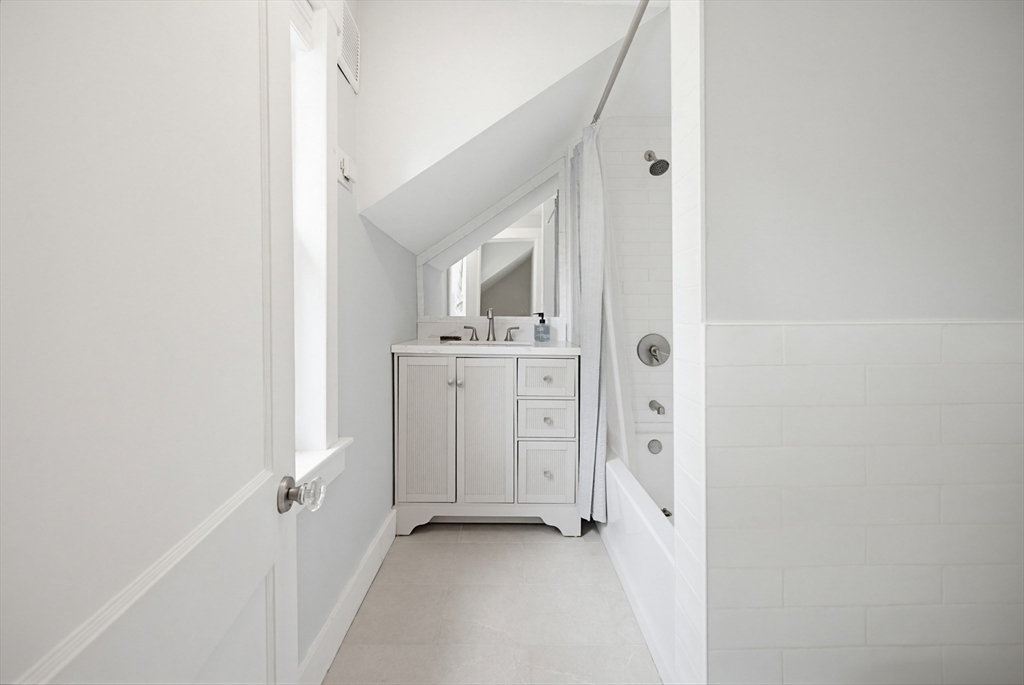 167 Morse St, Sharon, MA Photo #24