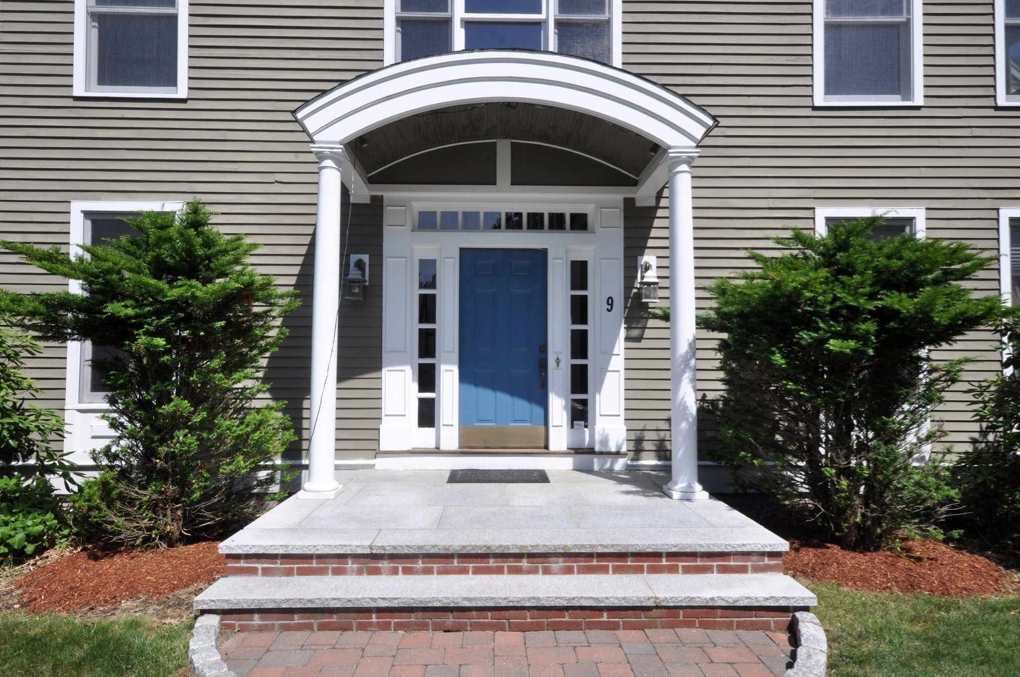 9 Breezy Point Rd