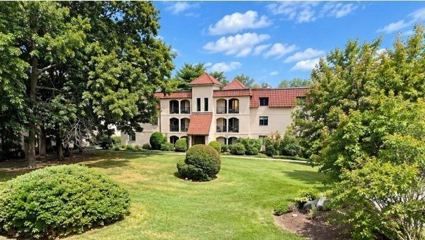 Photo of 685 Oak Street, Brockton, MA
