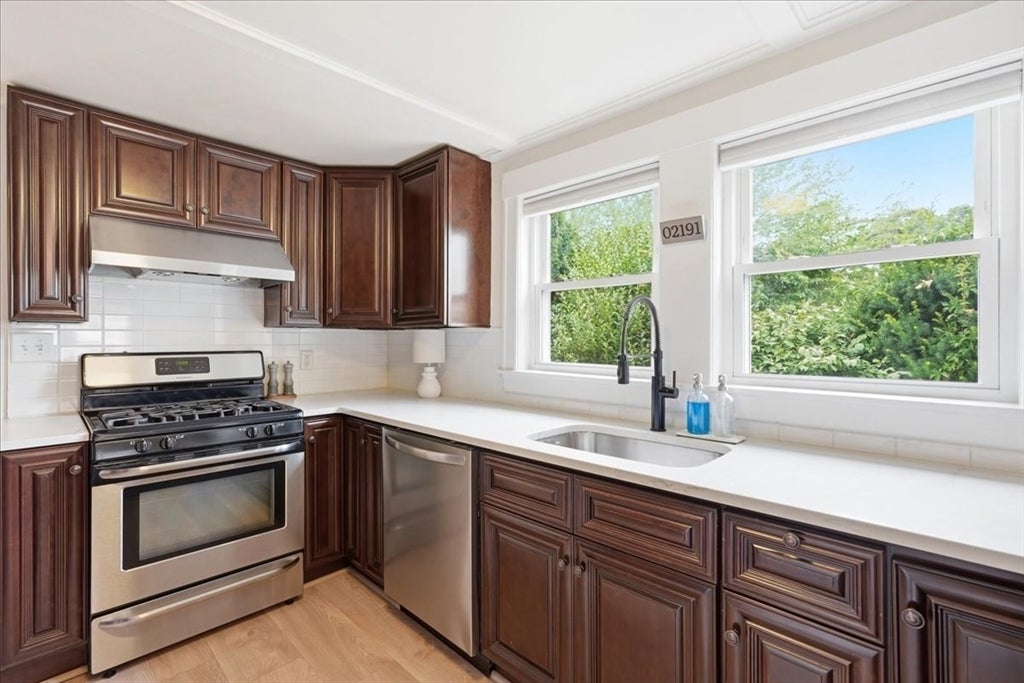 15 Gilmore St, Weymouth, MA, 15 Gilmore St, Weymouth, MA Photo #7