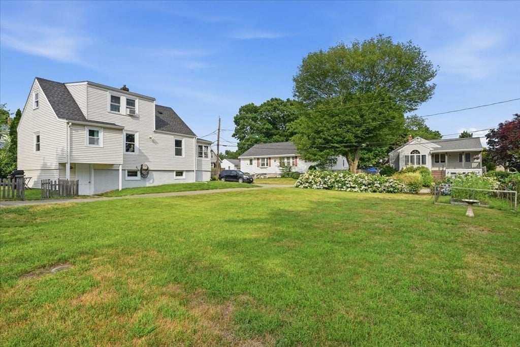 15 Gilmore St