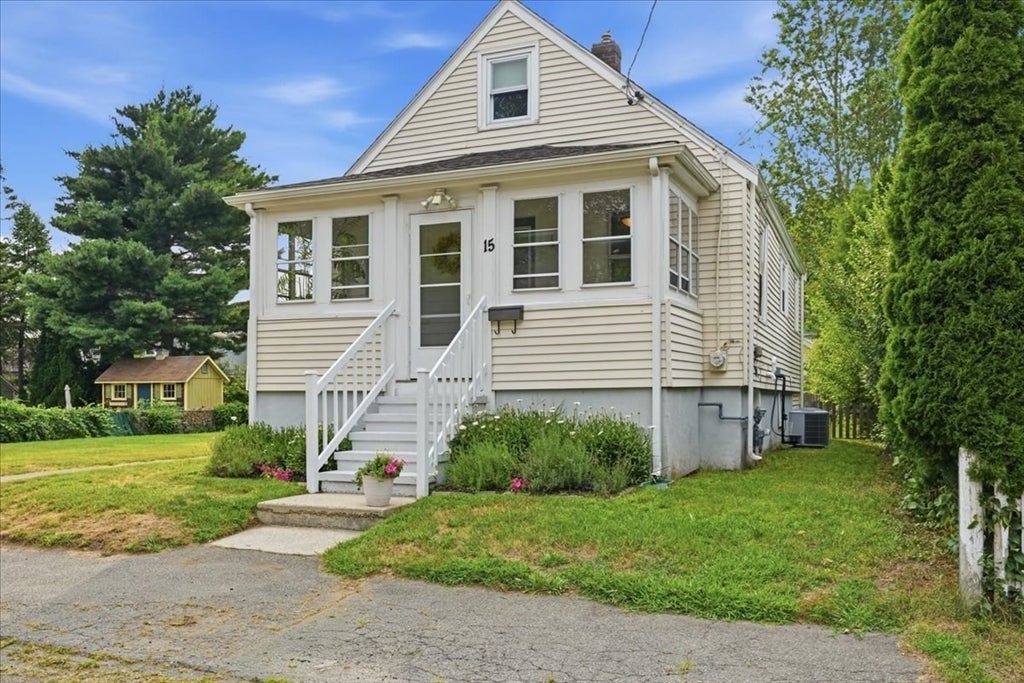 15 Gilmore St