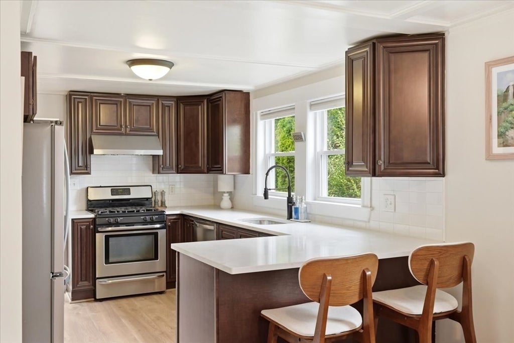 15 Gilmore St, Weymouth, MA, 15 Gilmore St, Weymouth, MA Photo #6