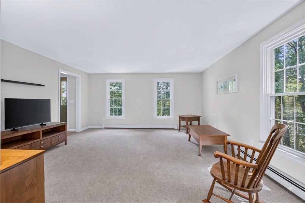 81 Moon Hill Rd, Northbridge, MA, 81 Moon Hill Rd, Northbridge, MA Photo #8